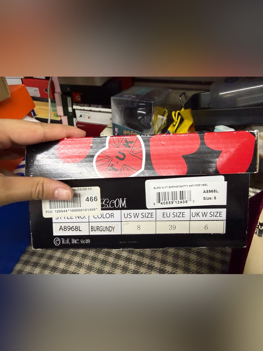 NIB Modcloth T.U.K Sophistakitty Red Cat Velvet Heels - Picture 3 of 3